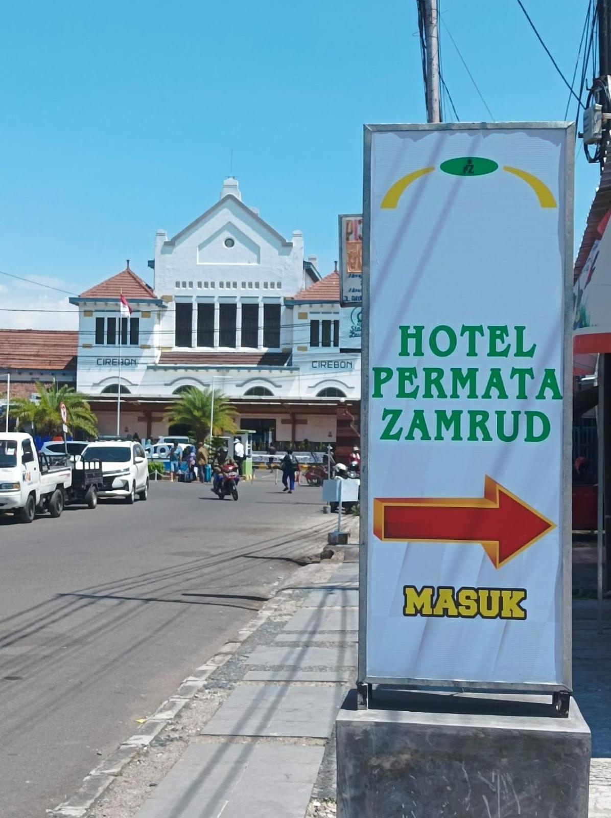 Hotel Permata Zamrud Cirebon Exteriér fotografie